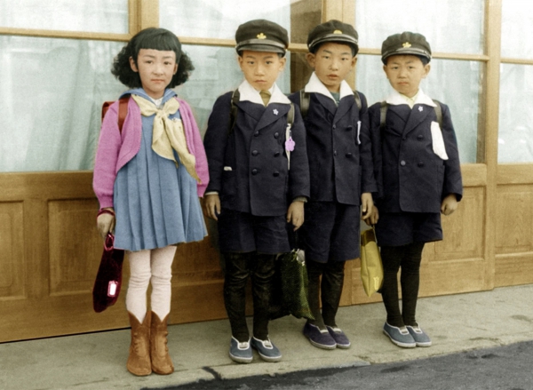 修整・修復・復元プラン｜東京都八王子市にあるフォトスタジオ｜記念写真・古い写真の修整・修復・復元は写真館桃屋美術へ