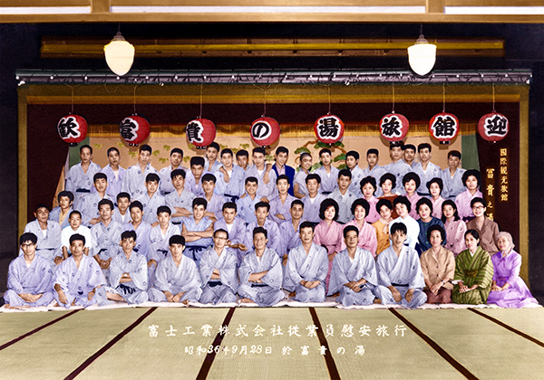 修整・修復・復元プラン｜東京都八王子市にあるフォトスタジオ｜記念写真・古い写真の修復復元は写真館桃屋美術へ