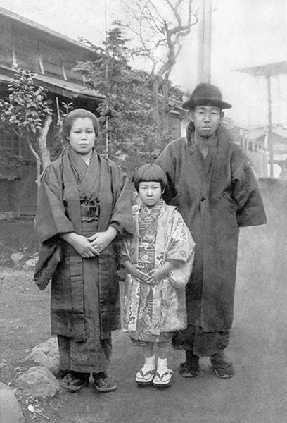 修整・修復・復元プラン｜東京都八王子市にあるフォトスタジオ｜記念写真・古い写真の修復復元は写真館桃屋美術へ